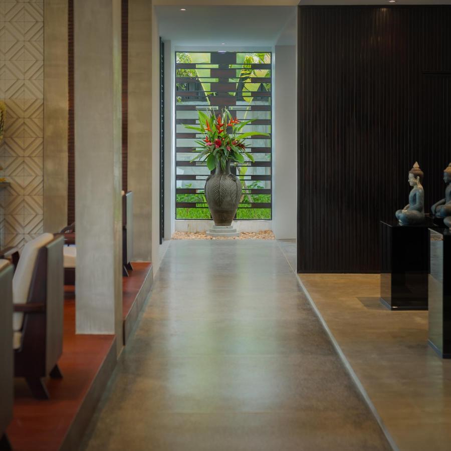 Eightfold Urban Resort Сием Реап Екстериор снимка Interior of the hotel