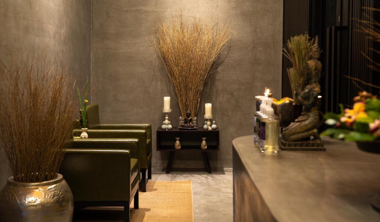 Eightfold Urban Resort Сием Реап Екстериор снимка Interior of a spa in Bangkok, Thailand