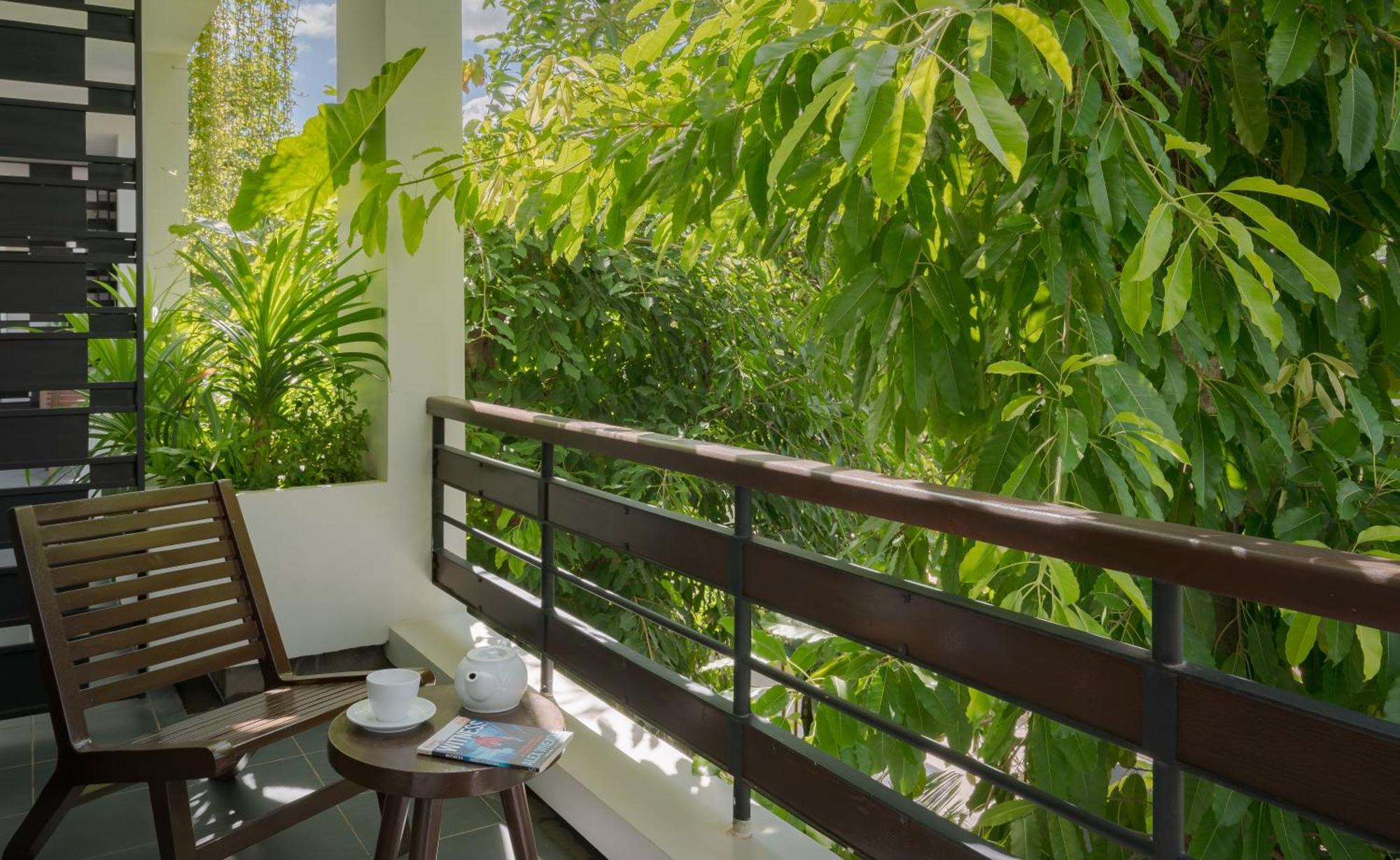 Eightfold Urban Resort Сием Реап Стая снимка A balcony